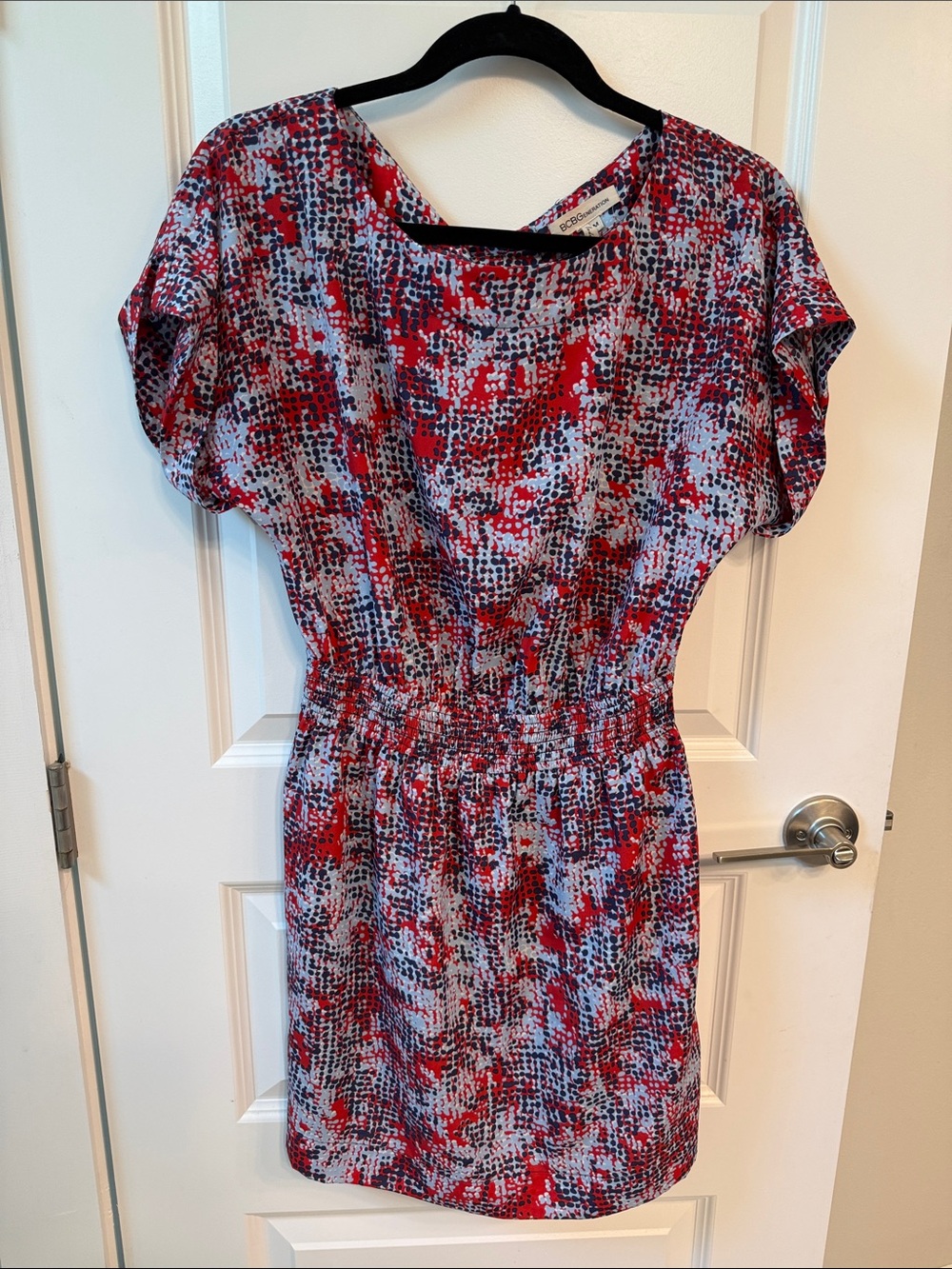 Printed Short Sleeve Mini Dress in Red and Blue